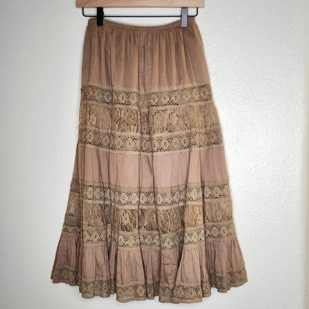 Vintage Y2K Passport western Midi Tan Skirt with Lace and Sequin Sz Small